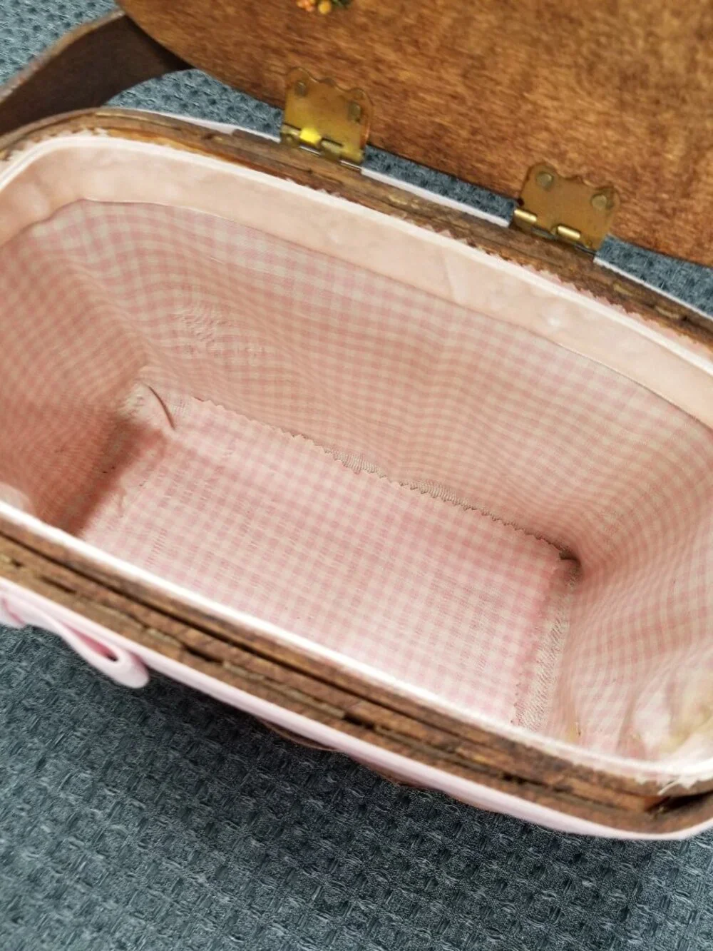 Vintage Wooden Basket with Lid and Handle
